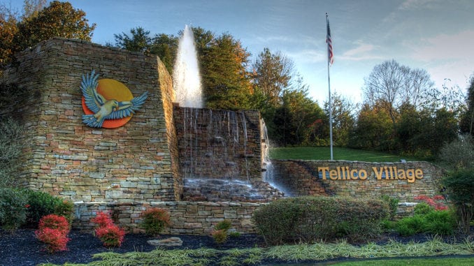 Tellico Village fountain entrance tellico lake east tennessee